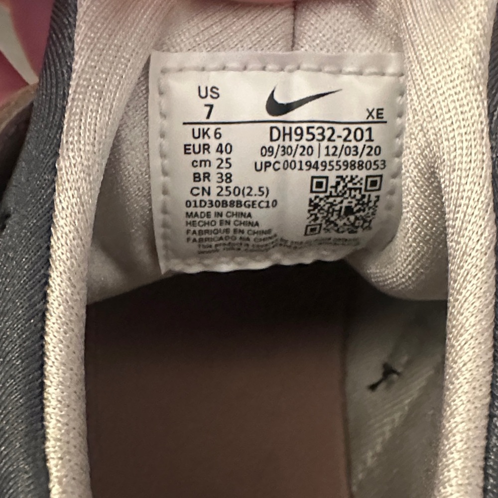 Nike Air Huarache - Picture 3 of 4